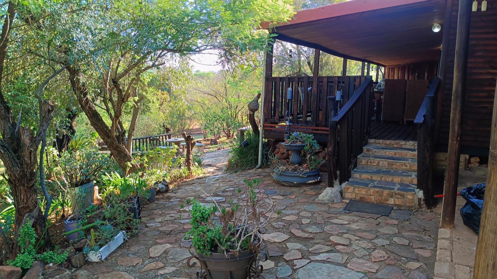 Koinonia Bush Lodge Hartbeespoort Zewnętrze zdjęcie